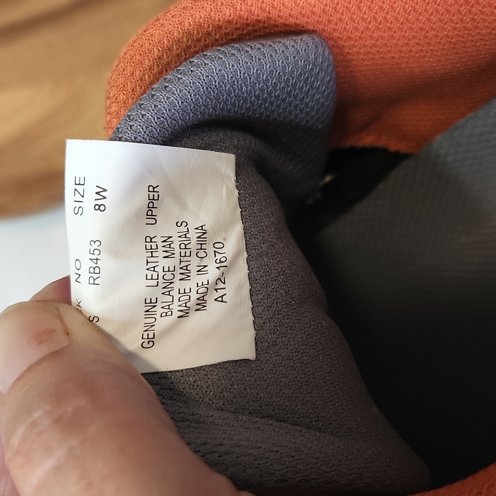 Reebok Bema safety shoes. Size 8 - Picture 6 of 8